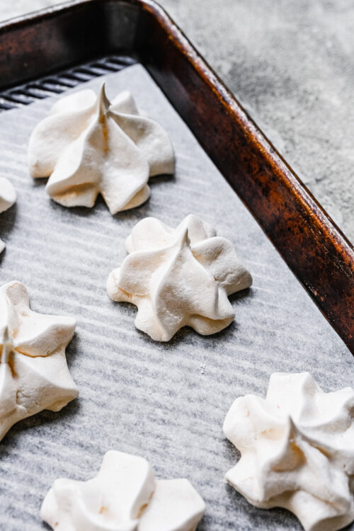 Peppermint Meringues The Novice Chef