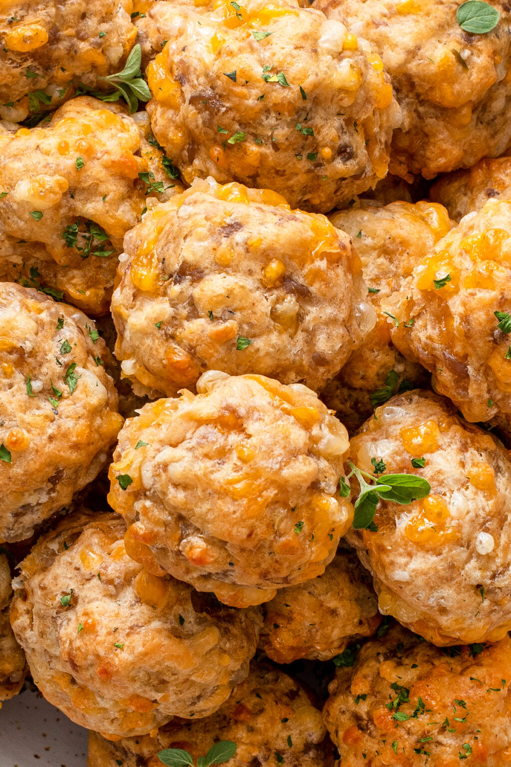 Biscuits And Gravy Sausage Balls The Novice Chef