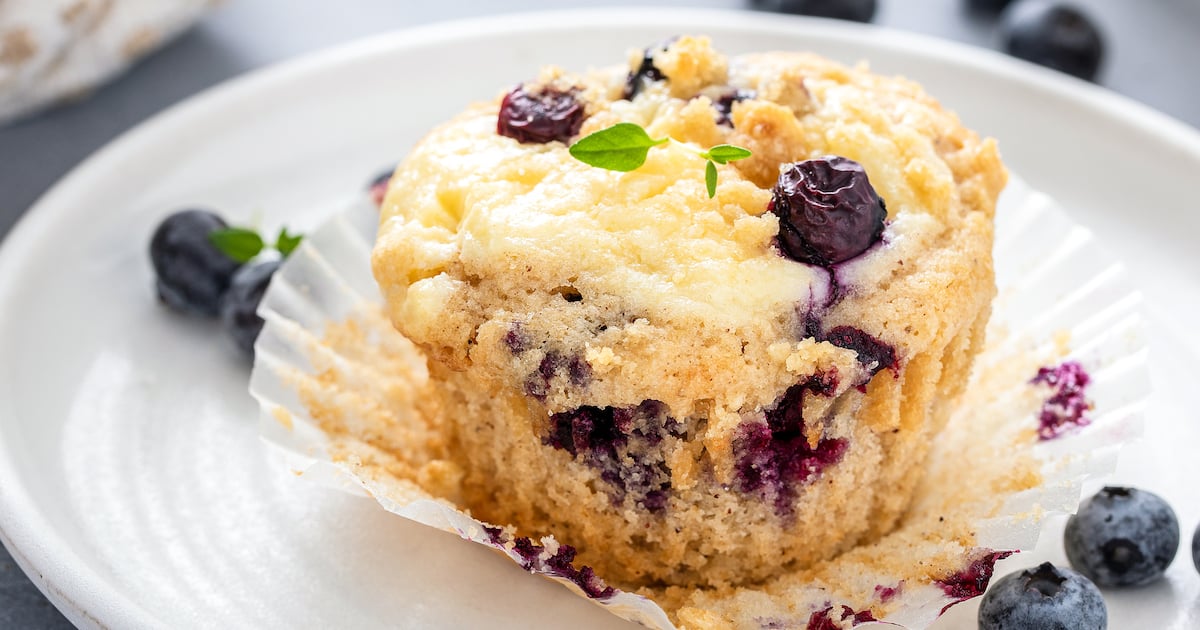 Blueberry Cream Cheese Muffins | The Novice Chef