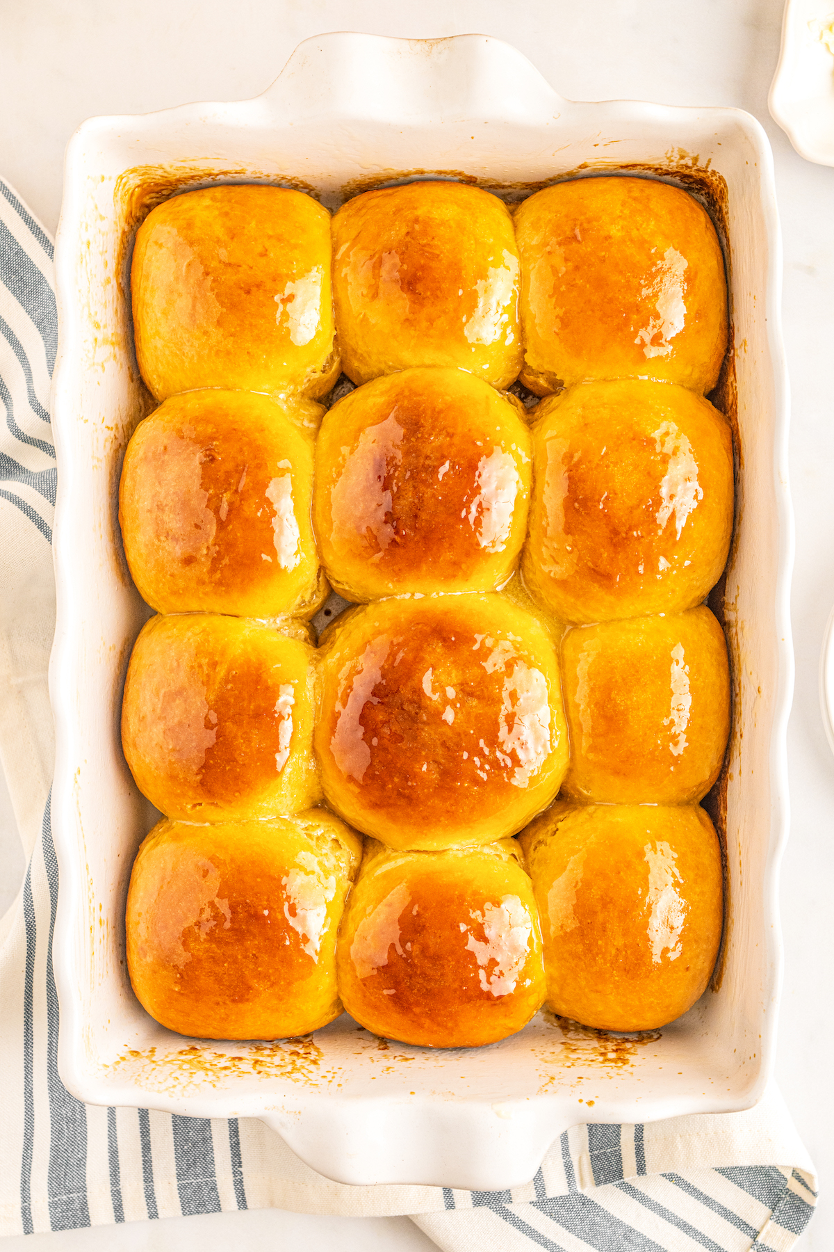 Hawaiian Rolls Recipe - The Cookie Rookie®