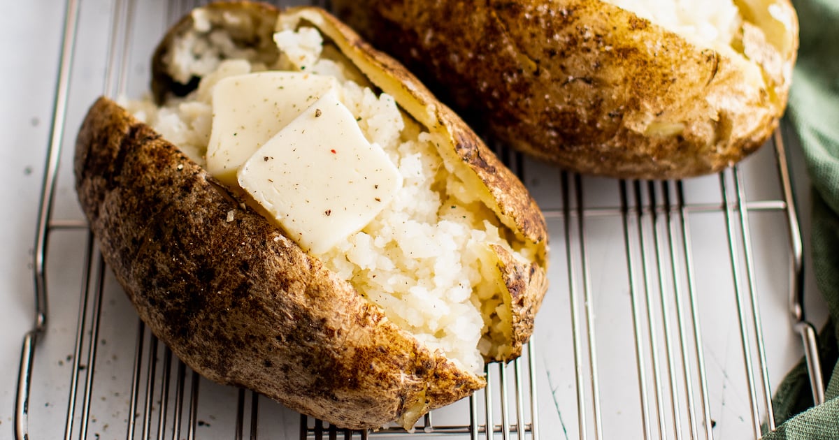 Air Fryer Baked Potato (Fluffy Inside, Crispy Skin) - Wholesome Yum