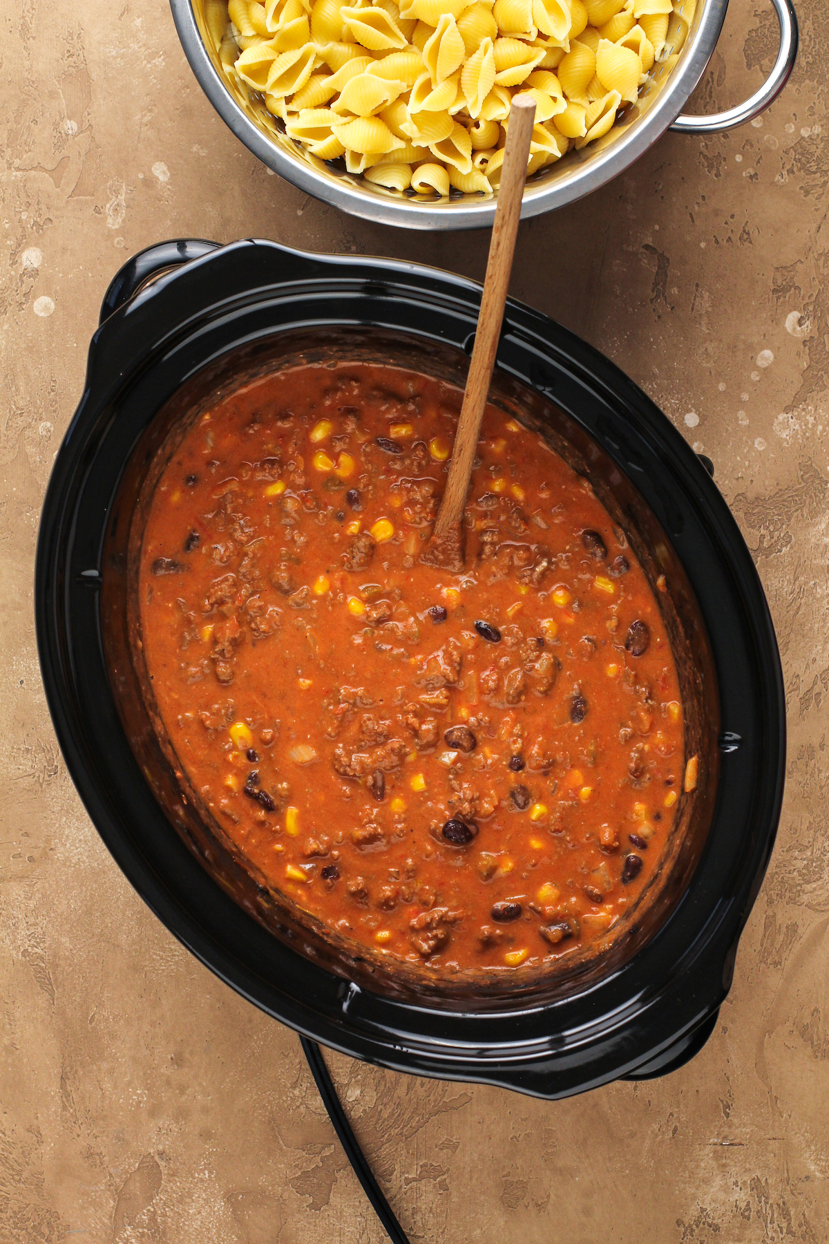 Slow Cooker Cheesy Taco Pasta The Novice Chef