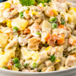 Landscape photo of ensalada de pollo.