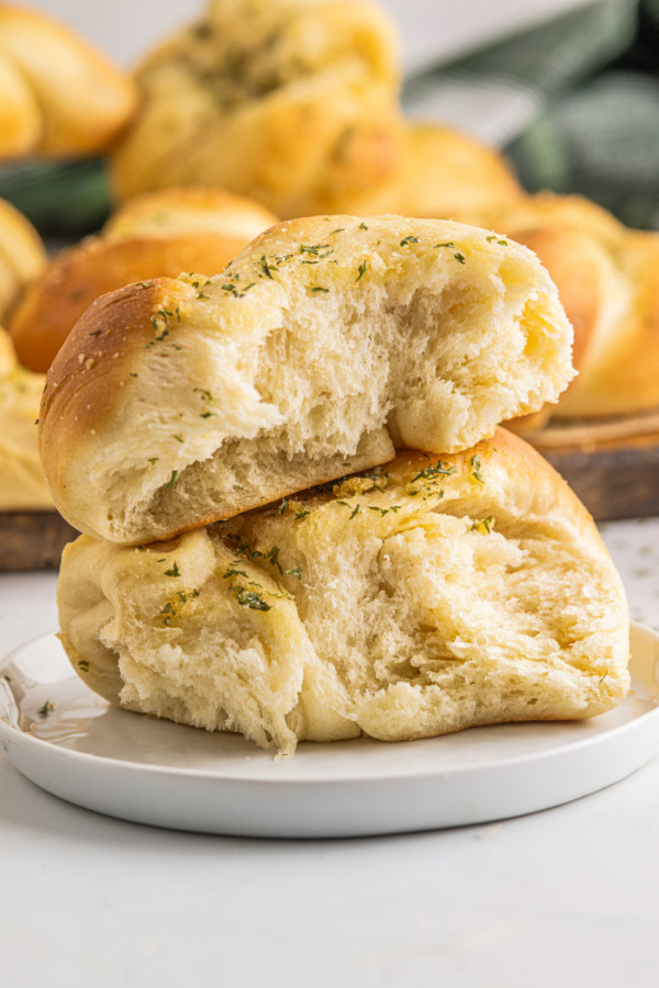 Homemade Garlic Knots The Novice Chef