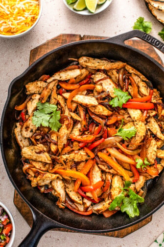 Best Chicken Fajitas Recipe | The Novice Chef