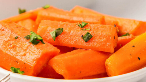 Honey Butter Thyme Crockpot Glazed Carrots - Savory Nothings