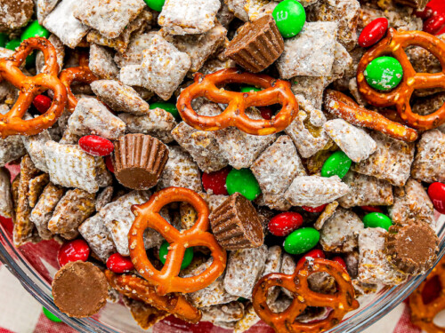 Christmas-Puppy-Chow-Image-