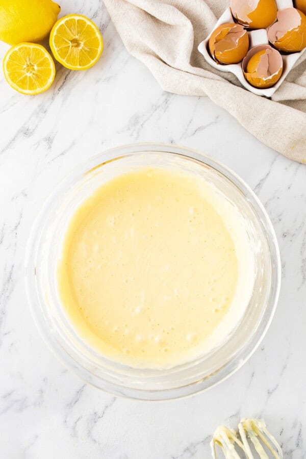 Cheesecake filling in glass bowl. 